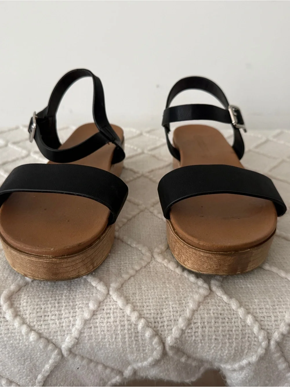 Black Platform Ankle-Strap Sandals - Stylish Women’s Summer Footwear